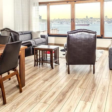 Apartmán Flat With Sea View Near Uskudar Ferry Station Istanbulská provincie Exteriér fotografie